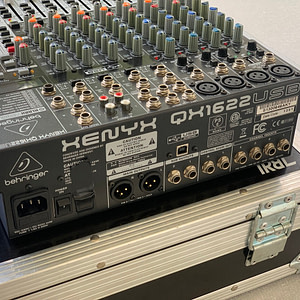 Xenyx QX1622USB – 8 Kanaals PA Mixer