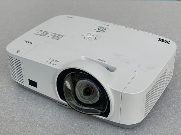 NEC M260XS Short-Throw Projector