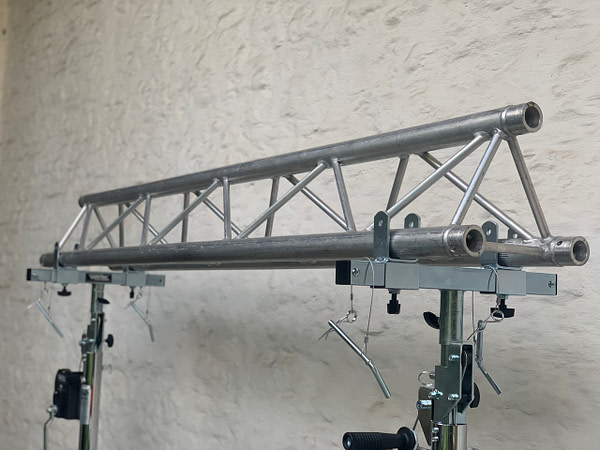 4m Lichtbrug met wind-up Statieven - Afbeelding 3